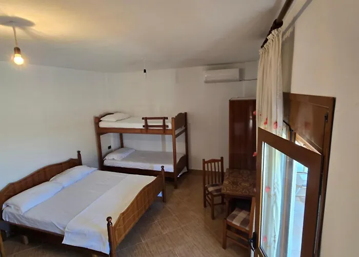 Eldo Apartment